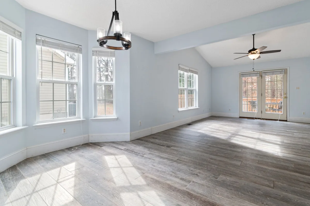 Clean, safe room after biohazard cleanup in Loring Heights, Atlanta, GA